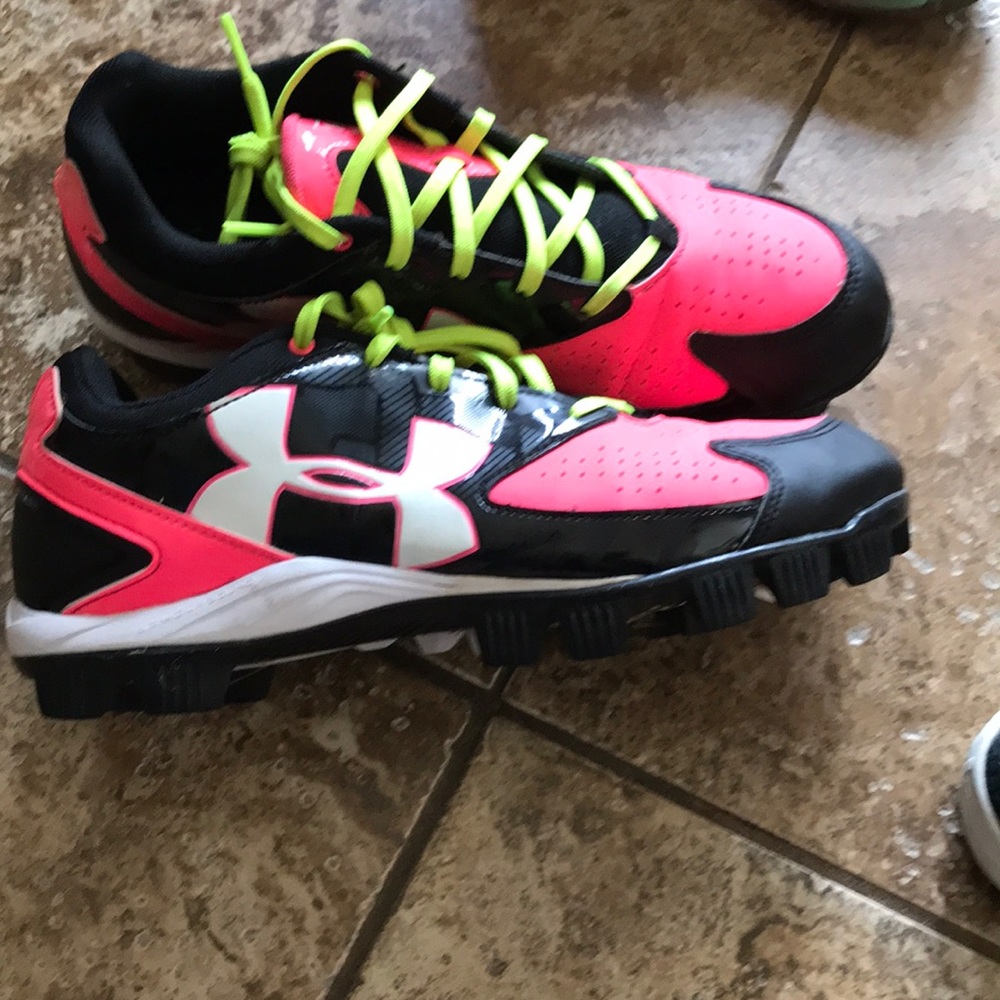 Cleats size 8